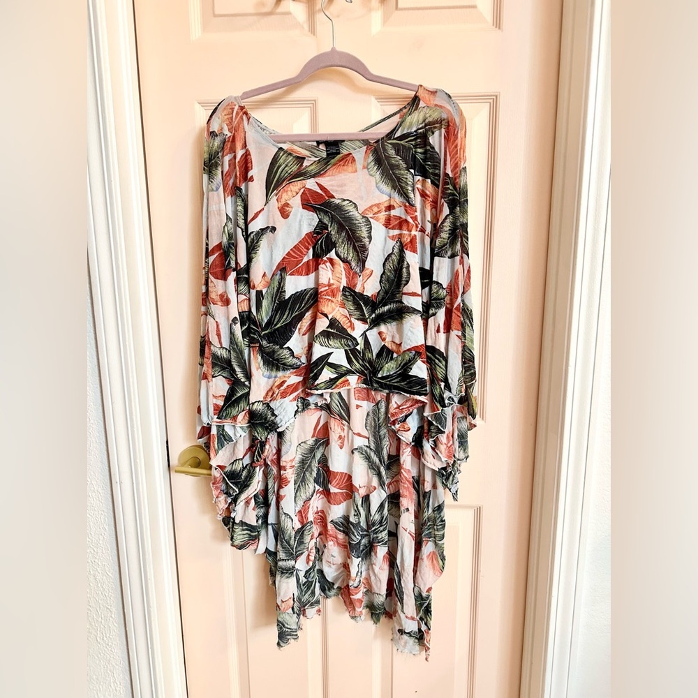 Semi sheer cha cha vente poncho